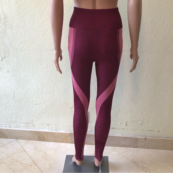 Fabletics Women’s Size S Maroon/Pink Compression Leggings Yoga Pants Stretchy - Picture 2 of 16